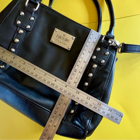 NICHOLE MILLER BLACK SHOULDER HAND BAG - Picture 7 of 7